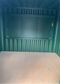 CONTENEDOR DE ENVIO DE 10 PIES CONVERTIDO BAR / CAFETETRIA