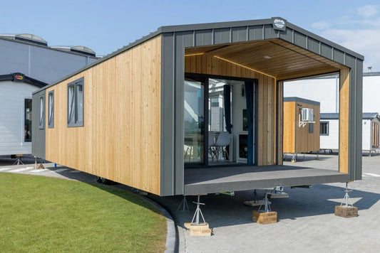 CASA MÓVIL CAPRI LUXURIOR (12,5 X 4,2 M)