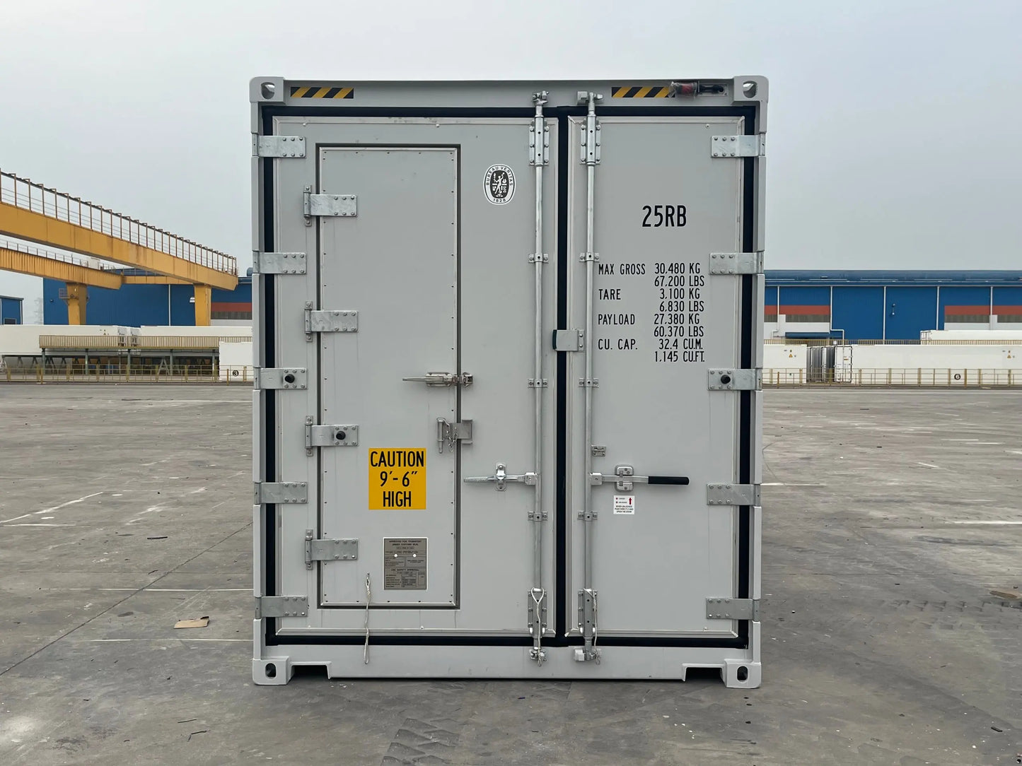 Contenedor frigorífico 20' HC con puerta de acceso personal usado