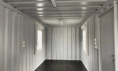 Contenedor 20 pies con puerta y ventana