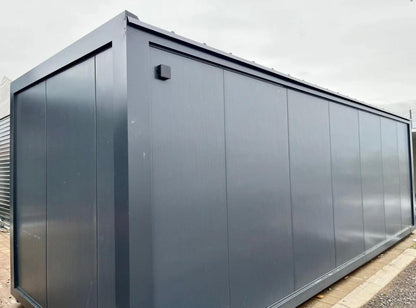 Contenedor de oficina 8x3m
