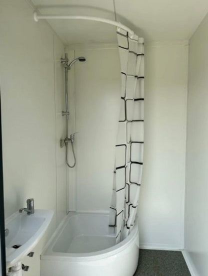 Contenedor sanitario 3 cabanas wc, urinario + caldera, ducha